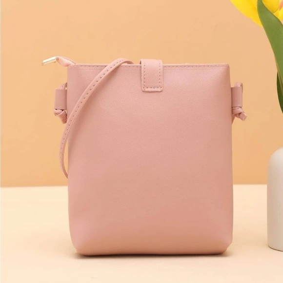 ⚠️Clearance💕Mini Crossbody Bag Pink Bucket Bag - Picture 2 of 5